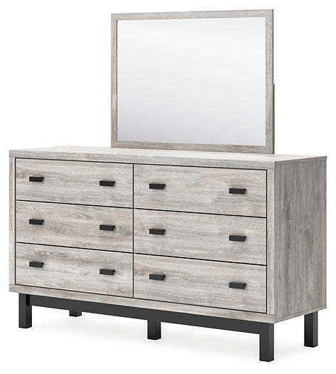 Vessalli King Panel Bed with Mirrored Dresser and 2 Nightstands